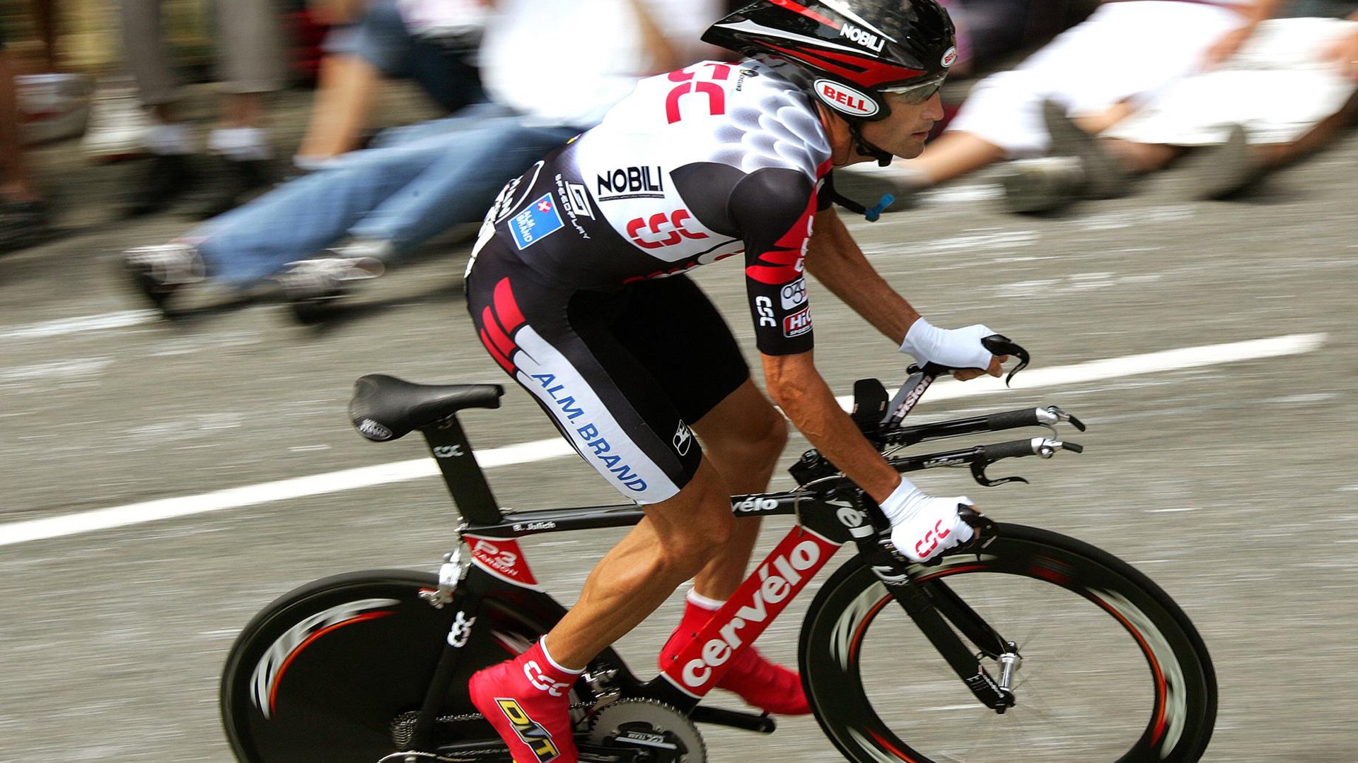 开云全站下载-比赛中的刻板印象与突破案例，比赛中的刻板印象与突破案例分析